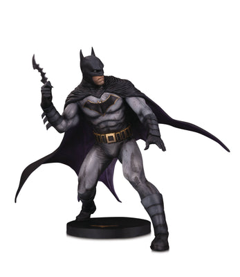 DC Designer Series 10 Inch Statue Figure - Batman By Olivier Coipel