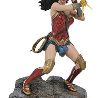 DC Gallery 9 Inch Statue Figure Justive League Movie - Wonder Woman with Bracelets