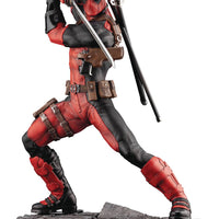 Marvel Comics Presents 12 Inch Statue Figure Fine Art Statue - Maximum Deadpool