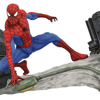 Marvel Gallery 7 Inch Statue Figure Spider-Man - Spider-Man