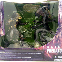 Movie Maniacs 7 Inch Action Figure Series 5 - Alien vs Predator Box Set