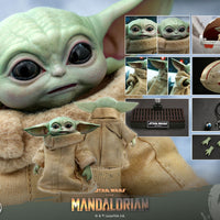 Star Wars The Mandalorian 3 Inch Action Figure 1/4 Scale - The Child (Baby Yoda) Hot Toys 905872