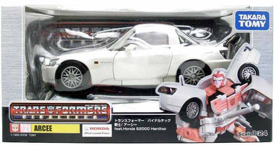 Takara Transformers Action Figure Alternators Series 1:24 Scale: BT-21 Arcee Honda S2000 Hardtop